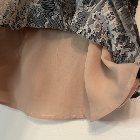 Loft Lace Lined Blouse - Picture 4 of 6